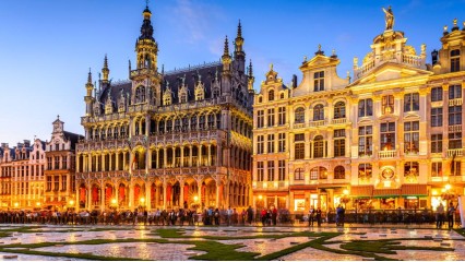 RUTA DE CARLOMAGNO Y FLANDES