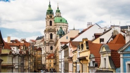 PRAGA